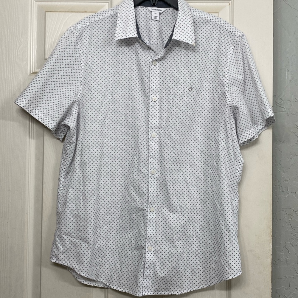 Calvin Klein button-down men’s shirt